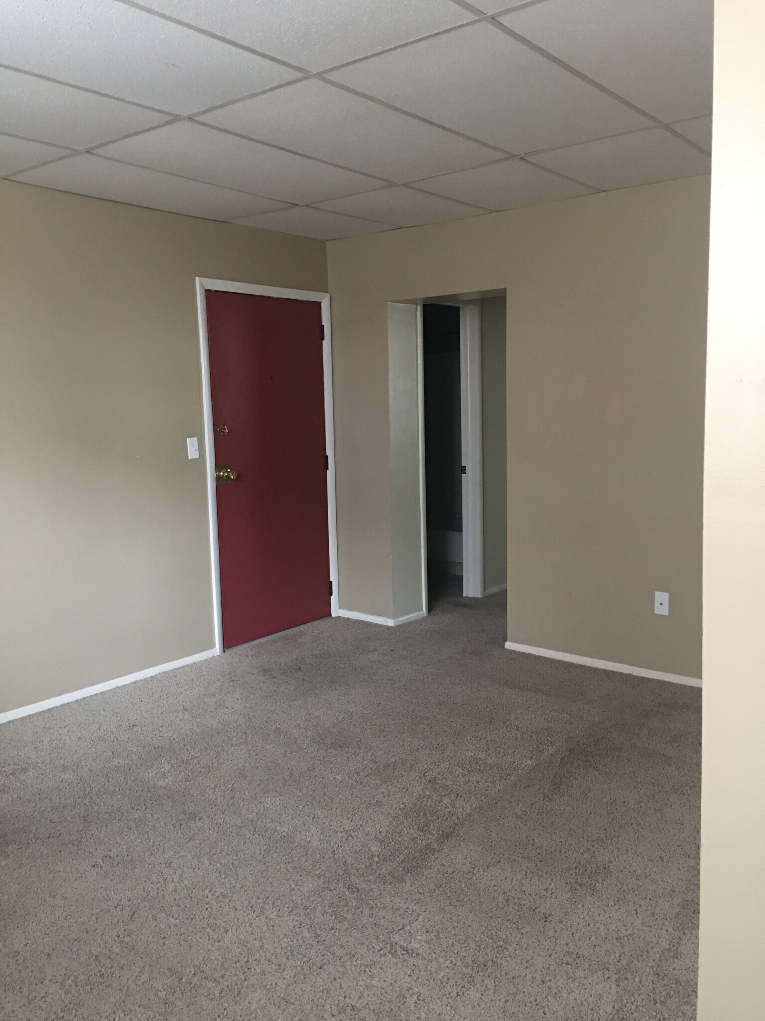 Building Photo - 3 E Central Ave