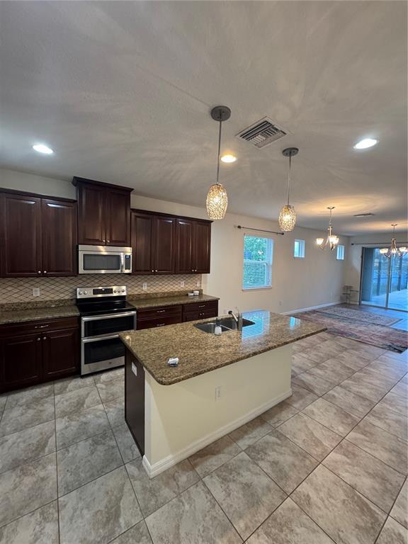 Building Photo - 1593 Fox Grape Loop