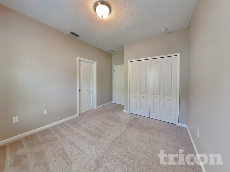 Building Photo - 38 Athens Dr