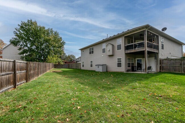 Building Photo - 403 Camel Ct