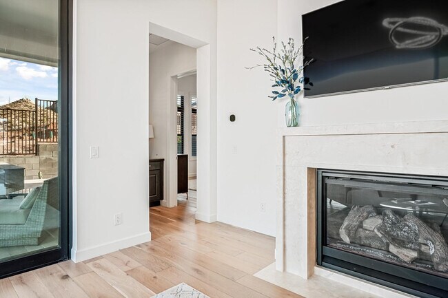 Building Photo - 12378 E Troon Vis Dr