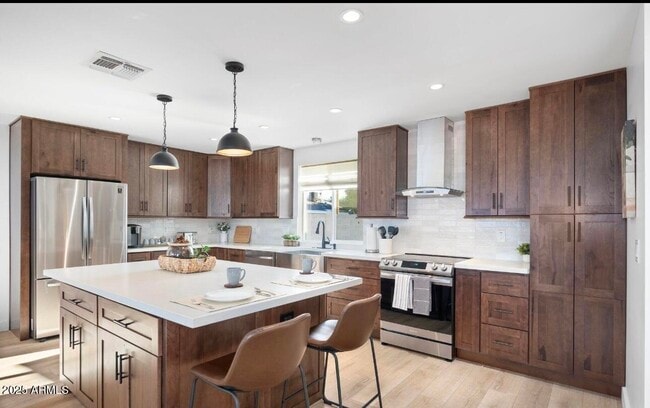 Primary Photo - 6749 E Wilshire Dr