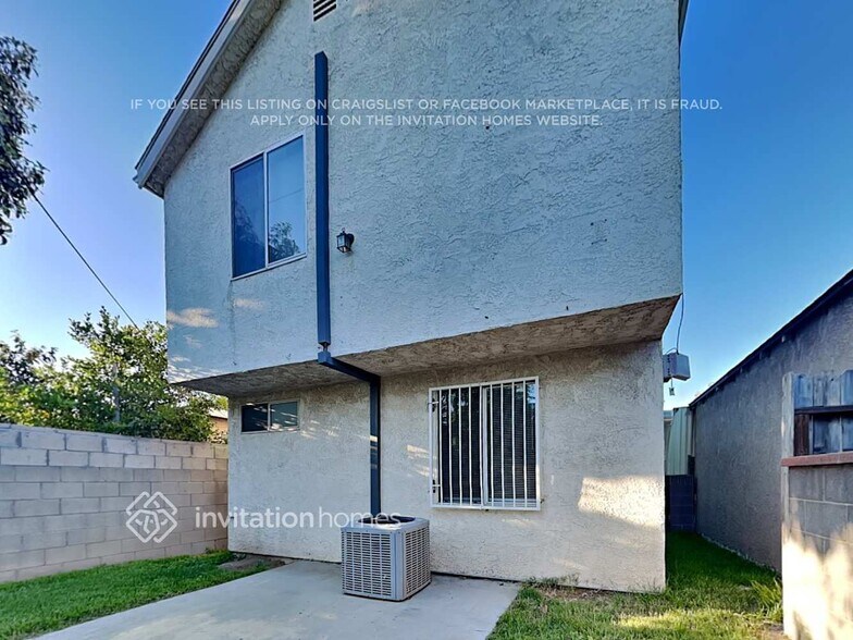 Building Photo - 2666 E Jefferson St