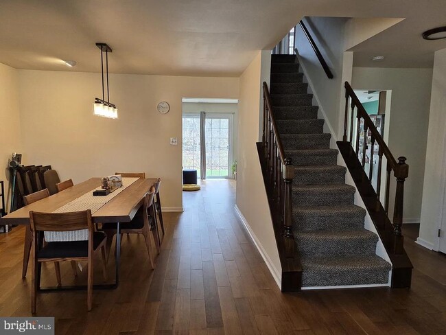 Building Photo - 262 Tulip Tree Ct