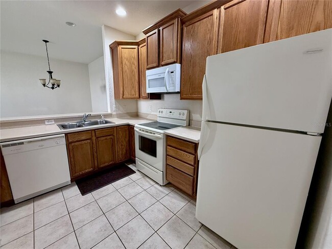 Building Photo - 17403 Promenade Dr