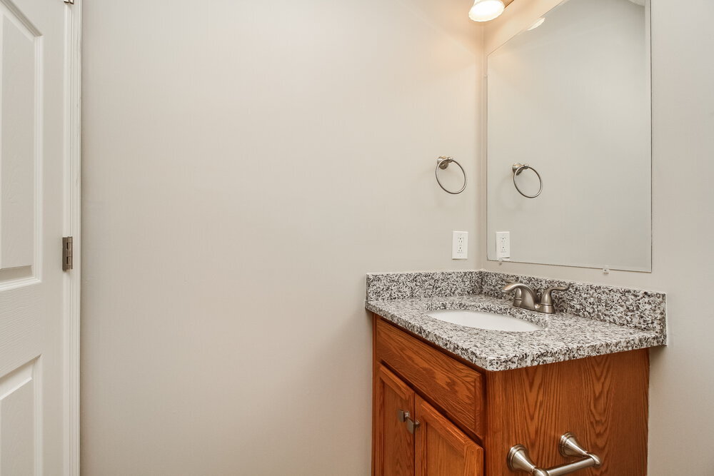 Building Photo - 5049 Cornelius Dr