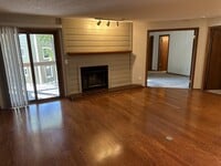 Building Photo - 2960 Shadow Creek Dr