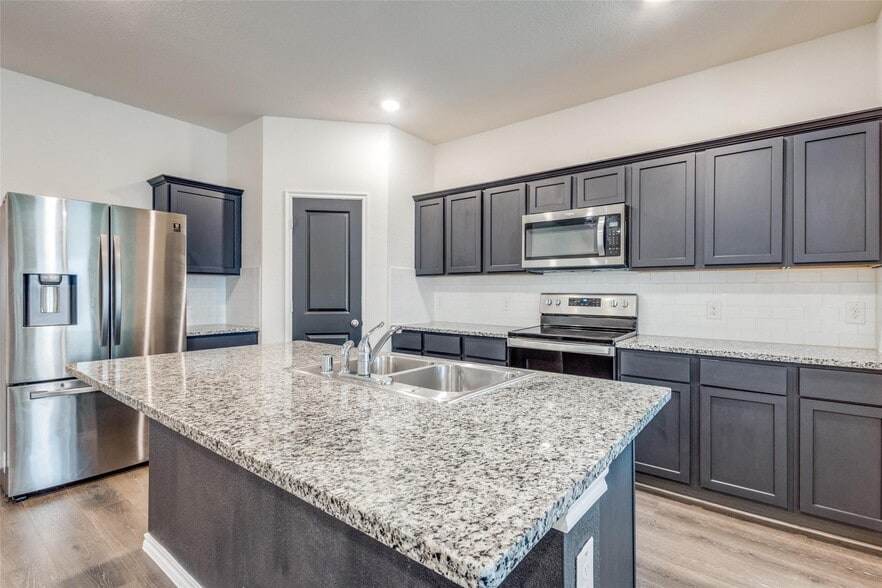 Building Photo - 111 Barbara Ln