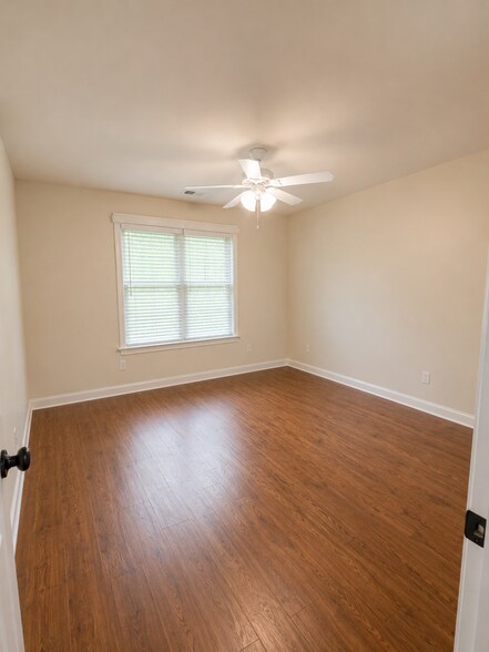 Building Photo - 10295 Medridge Cir