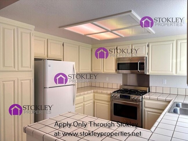 Building Photo - 29 Hansen Ct