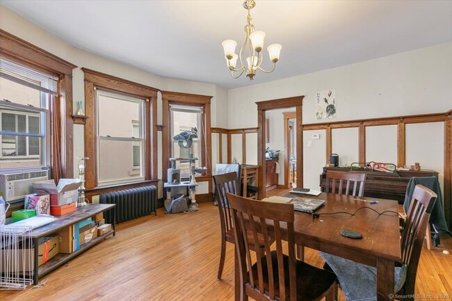 Building Photo - 506-508 Orange St