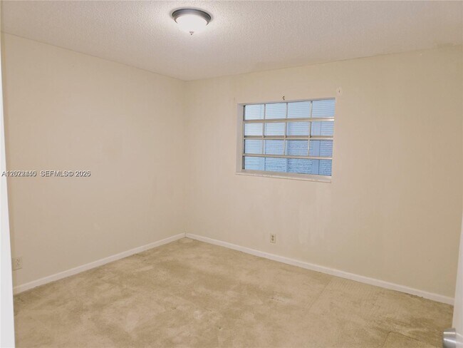 Building Photo - 4140 NW 44th Ave