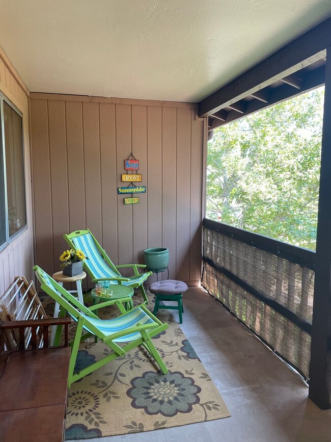 Building Photo - Tierra Sienna Condo- 6-Month Lease Term