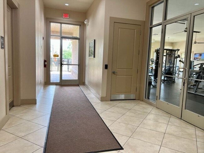 Building Photo - EAGLE CREEK LAKE NONA! WELCOME HOME! Beautiful water views! Spacious 2 story-3 bedroom 2.5 bath h...