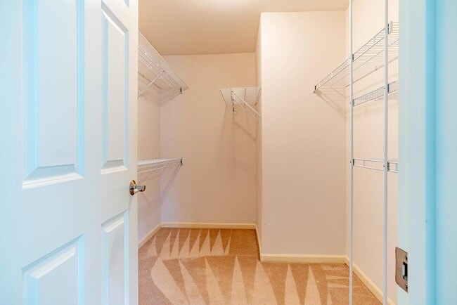 Master Closet - 14176 SE 8th Street