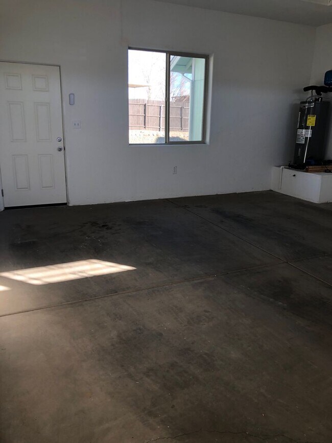 Building Photo - 7908 Roundup Dr