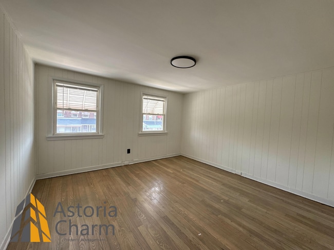 Building Photo - Cozy 2-Bedroom Home with Modern Updates & ...