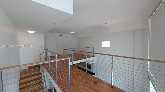 Building Photo - 350 S Miami Ave