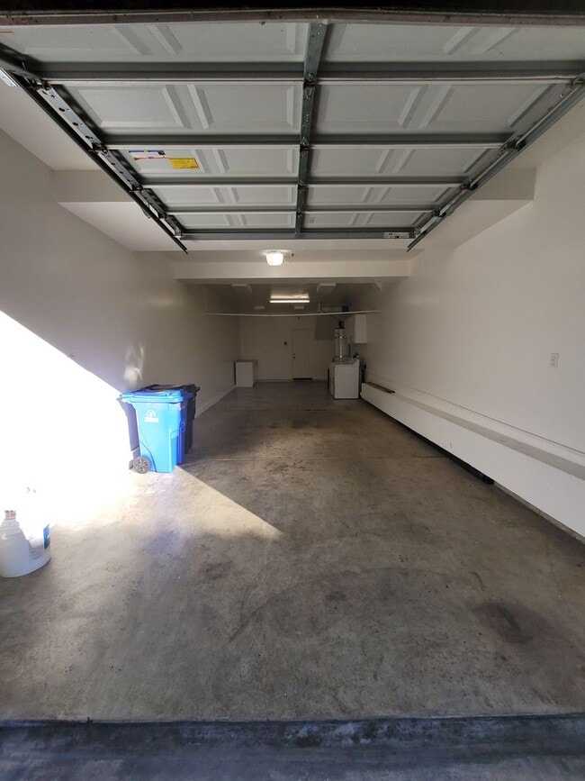 Building Photo - Coming Soon