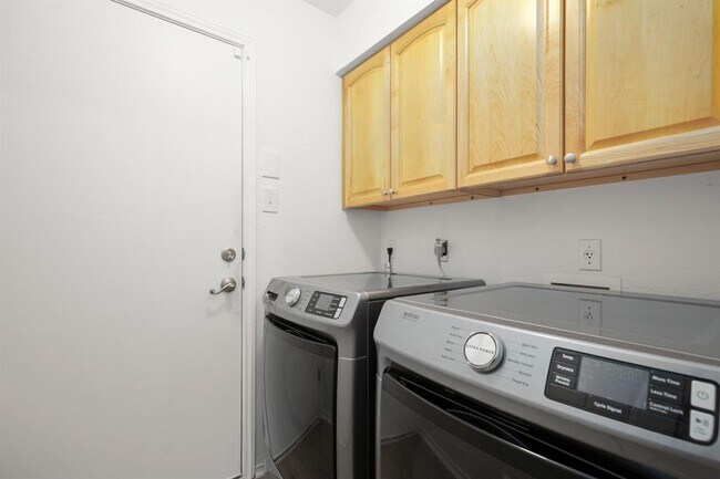 Building Photo - 4523 Ramies Run