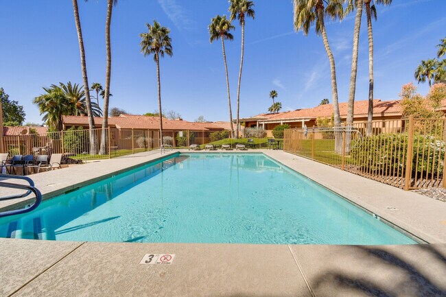 Building Photo - 16233 E Rosetta Dr