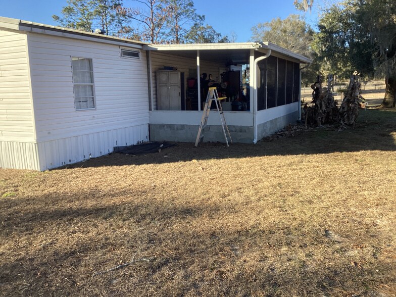 Building Photo - 3977 SW 89th Ave