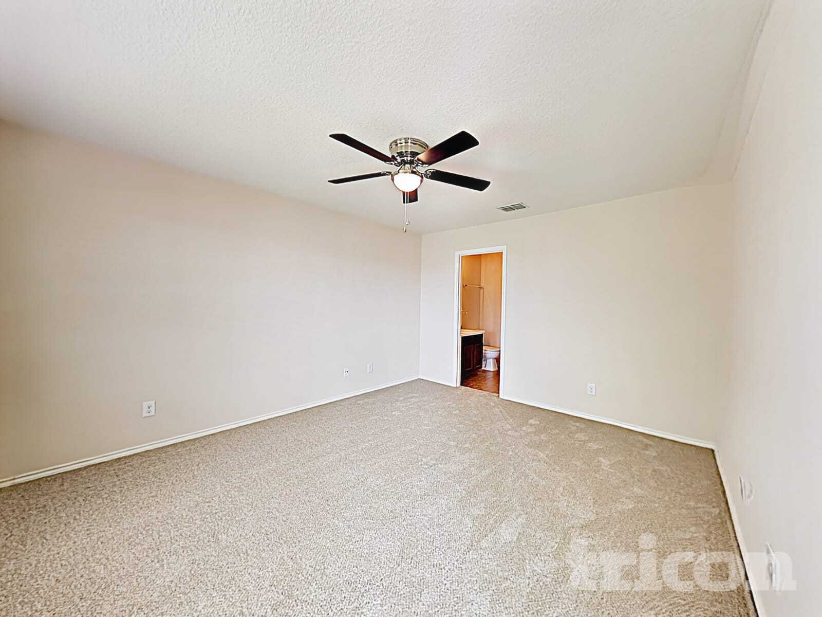 Building Photo - 2319 Camberly View