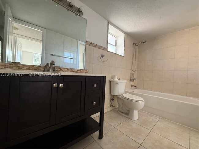 Building Photo - 13100 SW 92nd Ave