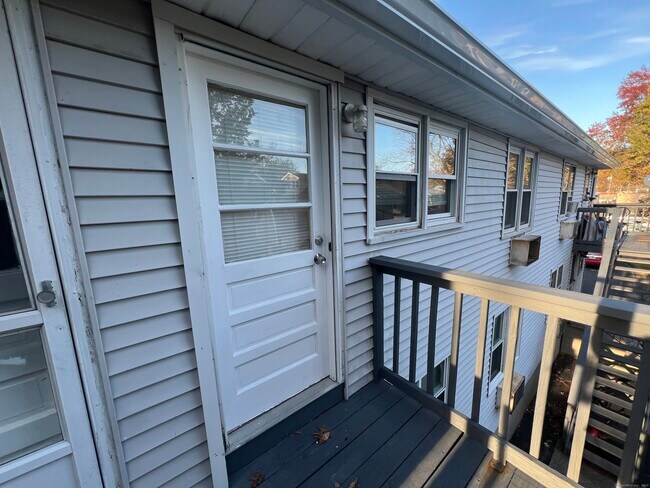 Building Photo - 119 Frederick St