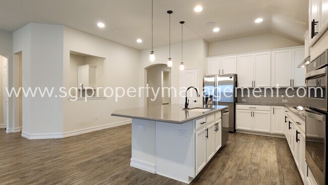 Building Photo - 3621 Brahman Ct