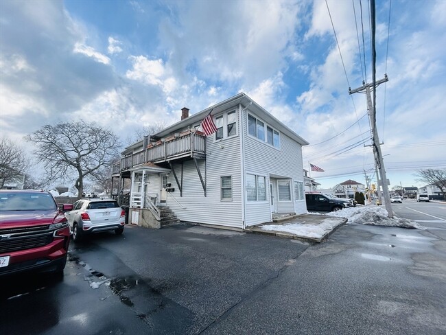 Building Photo - 667 Nantasket Ave