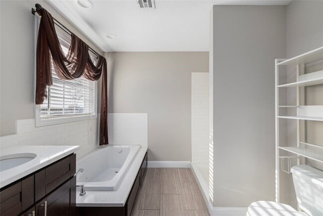 Building Photo - 227 Marshall Ave