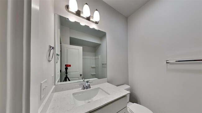 Building Photo - 17940 Lantana Lp