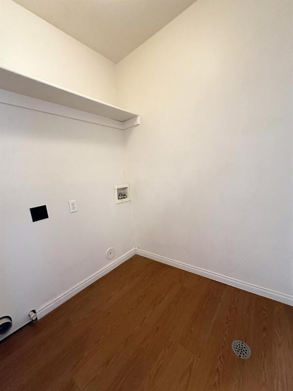 Building Photo - 207 S 100 E