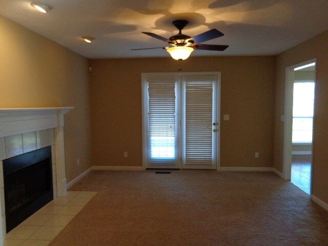 Building Photo - 2276 Pewter Dr