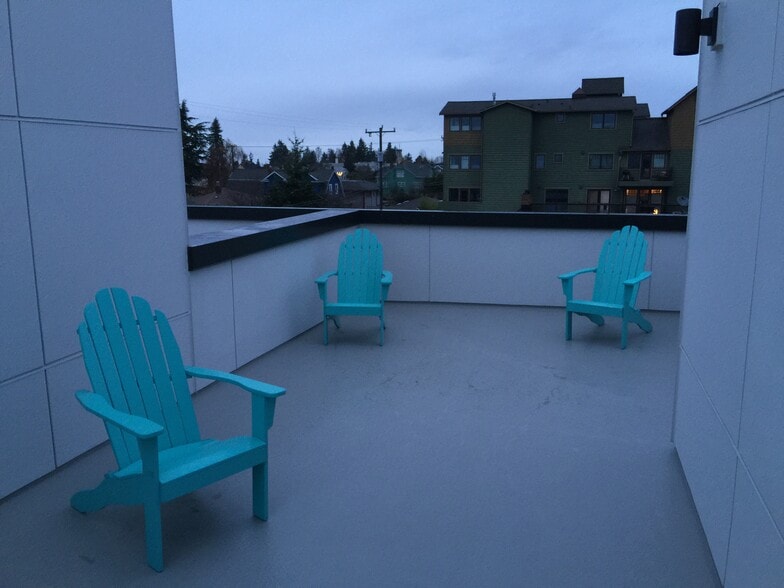 Roof top - 4143 California Ave SW