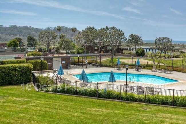 Building Photo - 2239 Del Mar Scenic Pkwy