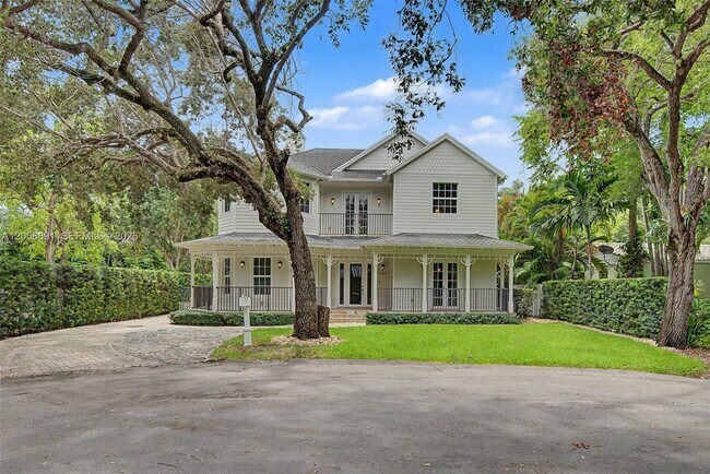 Building Photo - 5000 SW 73rd Terrace