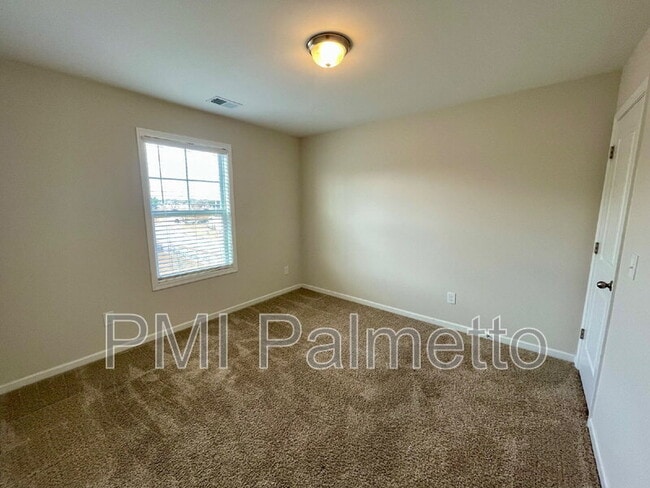 Building Photo - 1 Belle Ct