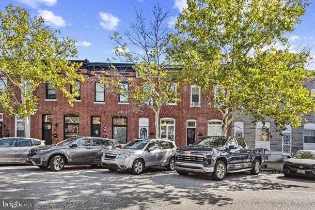 Building Photo - 733 S Conkling St