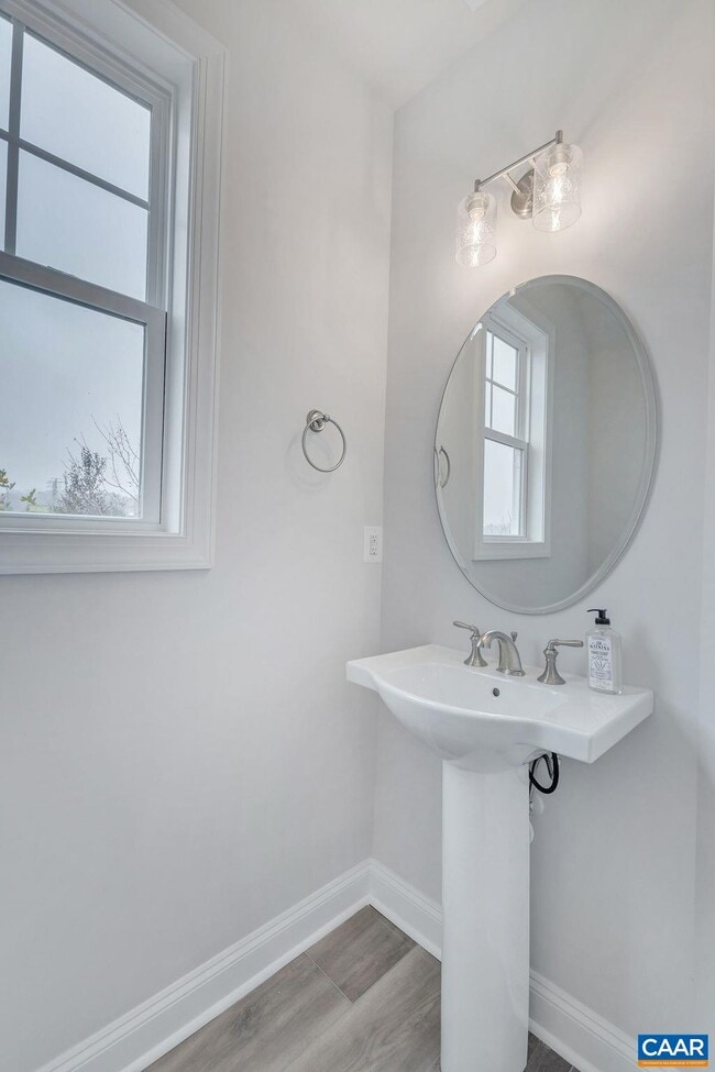 Building Photo - 108 Ridgeline Dr