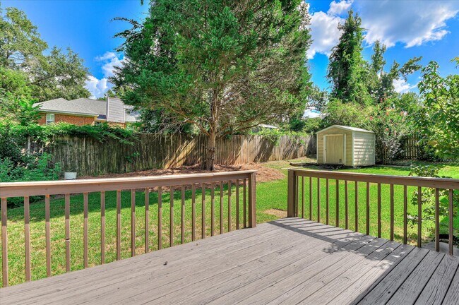 Building Photo - 4655 Wellington Ct