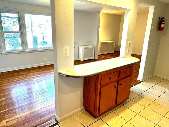 Building Photo - 428 New Market Rd