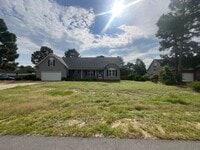 Building Photo - 35 Northview Dr