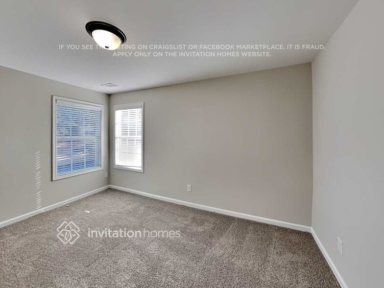 Building Photo - 6268 Cove Creek Dr