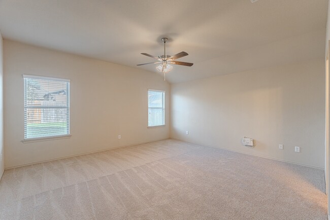 Building Photo - 2007 Naplechase Crest Dr