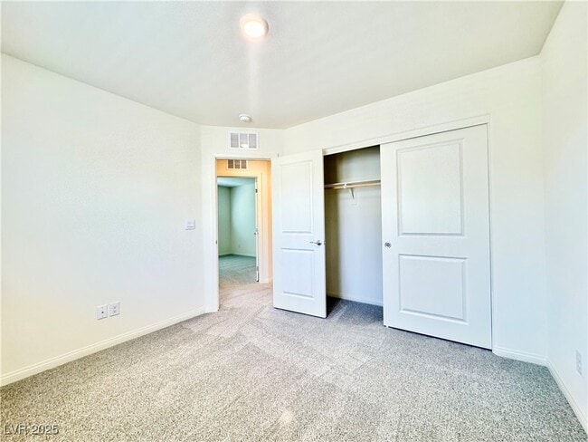 Building Photo - 808 Calm Crystal Ct