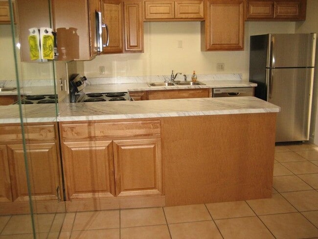 Building Photo - 3216 Spanish Wells Dr