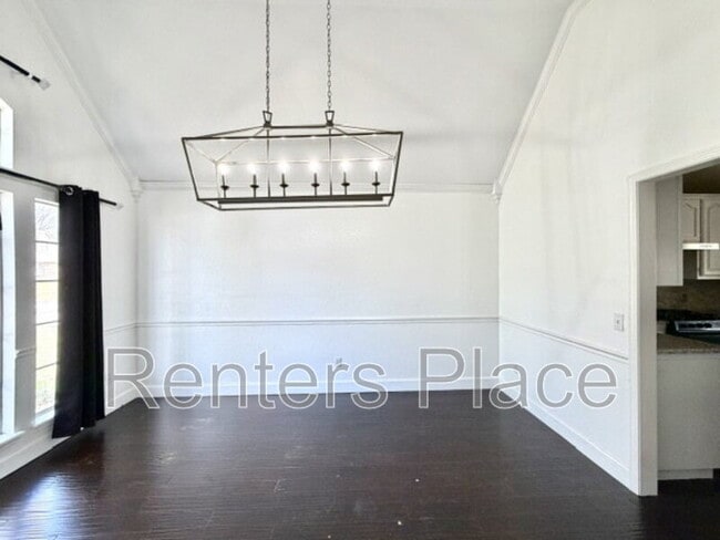 Building Photo - 3827 W Canton St