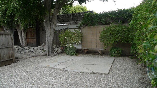 Building Photo - 8714 Rangely Ave